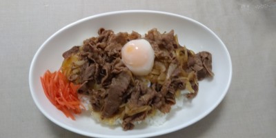 正芳さん牛丼１ (2)
